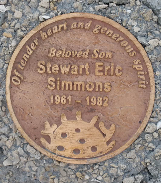 Stewart Simmons memorial plaque