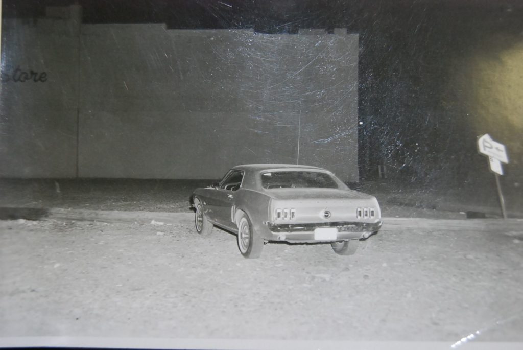 Donna Lemon's abandoned car