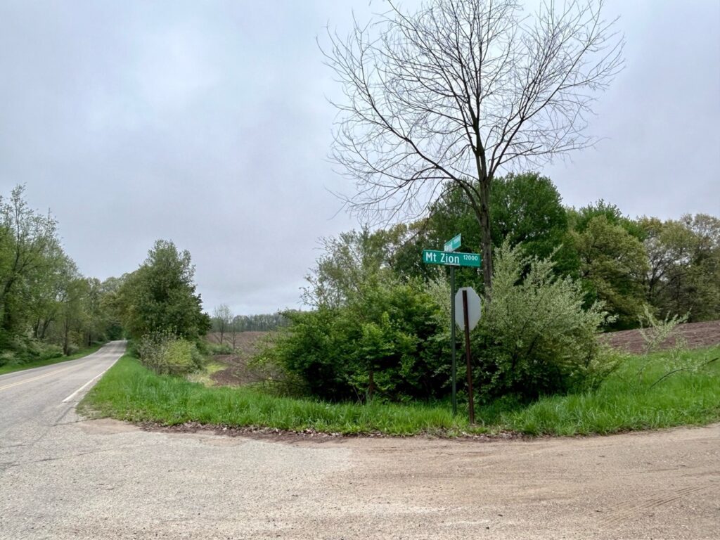 A photo of the intersection where Linda was shot, as of 2024.