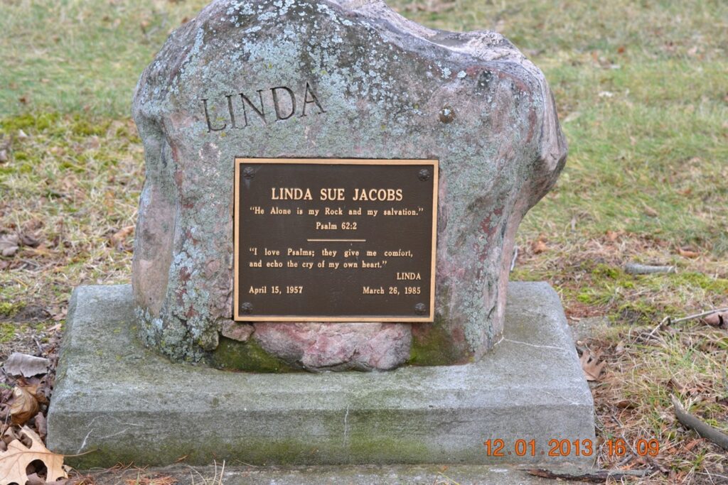 Linda VanBuskirk (Jacobs) gravesite.